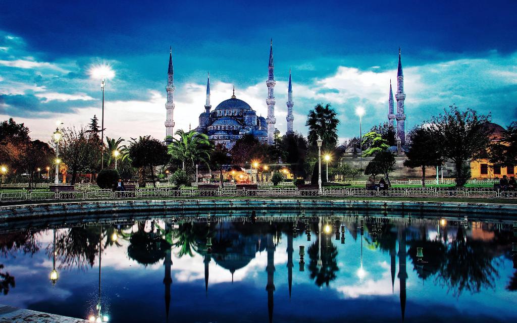 ISTANBUL - AUTOBUSOM PUTOVANJE - ARANŽMANI PROLEĆE - OBILASCI