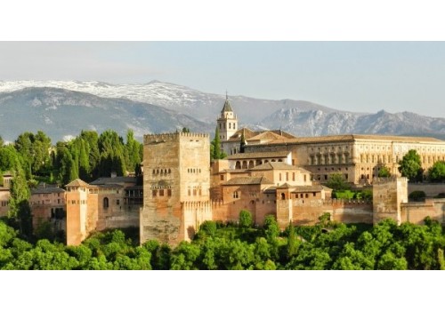 Alhambra Andaluzija proleće april putovanje avion Španija