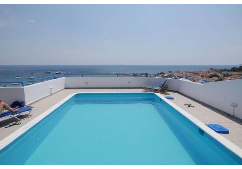 Antonios studios Pitagorio Samos letovanje Grčka ostrva bazen na krovu