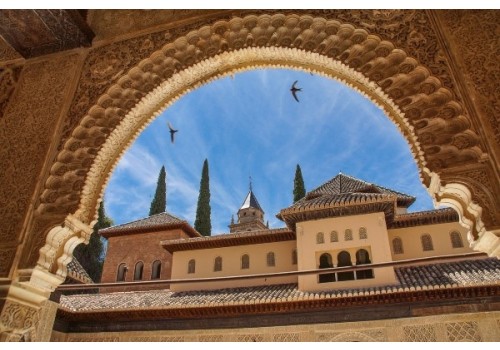 Granada Andaluzija proleće april putovanje avion Španija