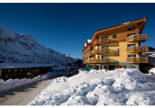 Zimovanje u Italija skijanje cene smestaj Passo Tonale
