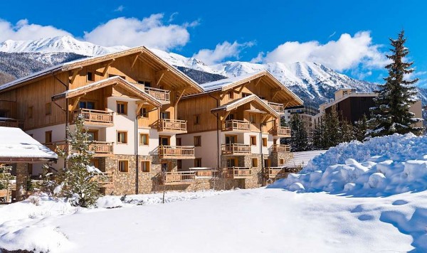 Apartmani Le Hameau du Rocher Blanc zima Serre Chevalier zimovanje Francuska Skijanje Smeštaj