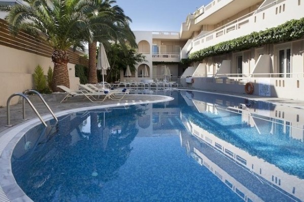 Hotel Axos 3* Retimno Bazen