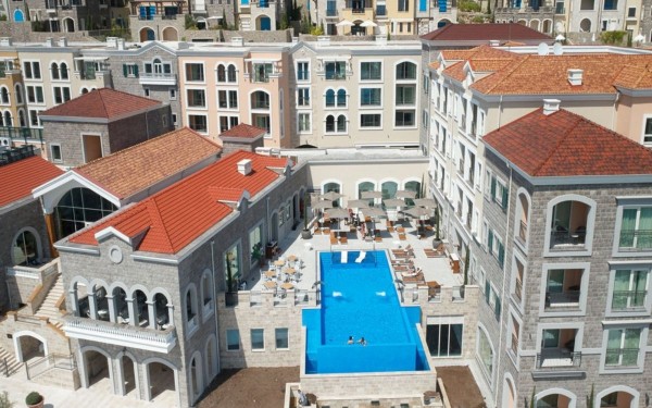 Hotel The Chedi Lustica bay Tivat Crna gora letovanje Jadransko more bazen