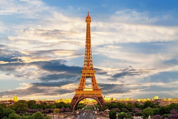 Pariz Jesen Avionom oktobar aranžman izleti