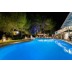 Flisvos apartmani lefkada letovanje Grčka bazen noću