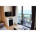 Hotel By Karaaslan Inn Kušadasi Turska letovanje more paket aranžman dnevna soba televizor terasa