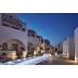 Hotel Costa grand resort spa Kamari Santorini letovanje Grčka ostrva noću
