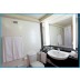 Hotel Poseidonia beach Limasol Kipar letovanje paket aranžman cena kupatilo