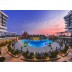 Hotel Xoria Deluxe Alanja Letovanje Turska smeštaj cena paket aranžman dvorište noću
